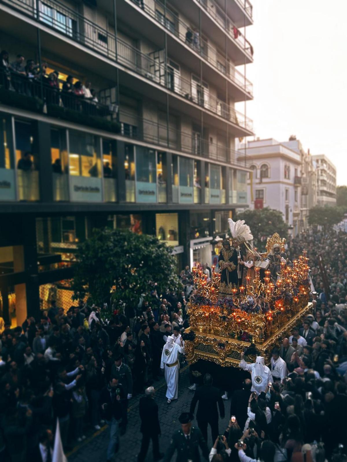 Holy Week Parade View Room,1659662662:JPEG